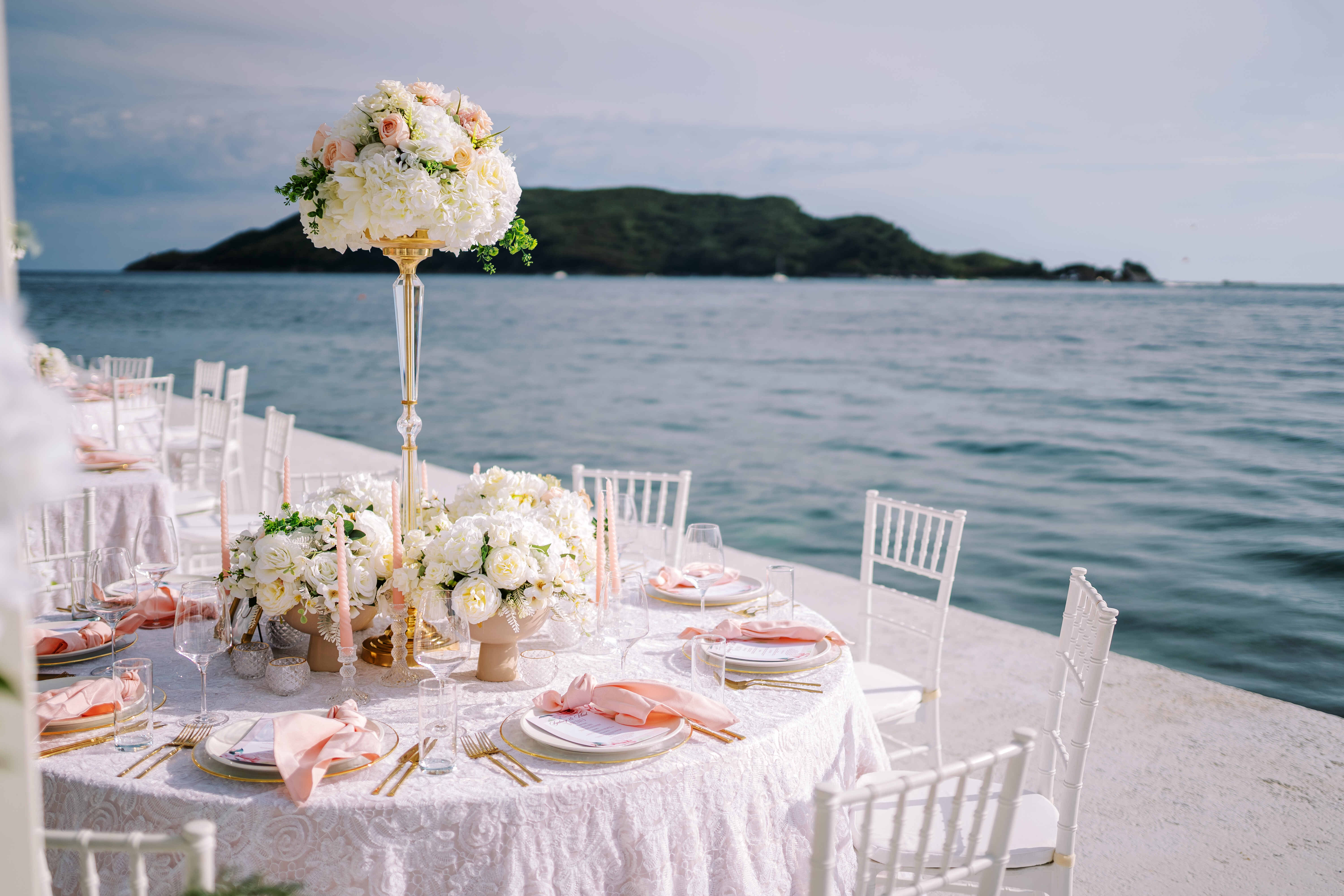 Beautifully decorated wedding set-up at Rokki Maki, a wedding venue by the sea at Dukley Hotel & Resort. 
